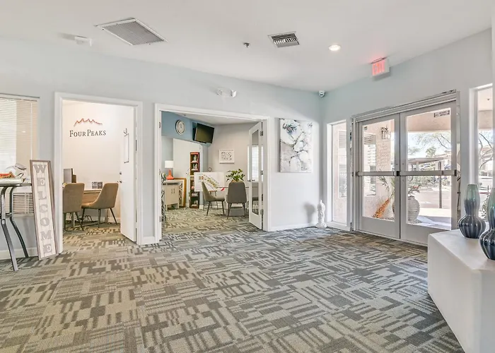 Hike & Golf In Fountain Hills! Resort-style *